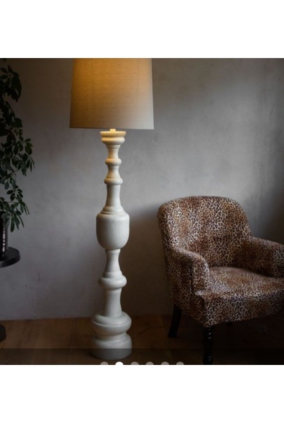 Wooden Lamp 